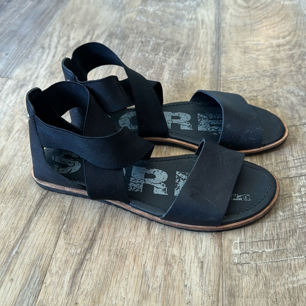Sorel Black Elastic Strap Leather Sandals